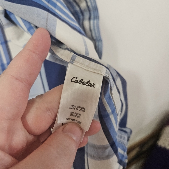 Cabelas Blue And White Plaid Button Down Polo Shirt! - Picture 4 of 7
